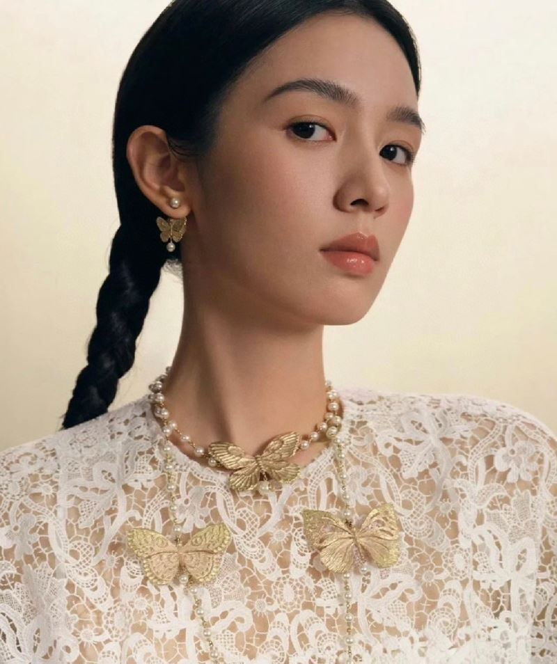 chr1st1an D10r necklaces